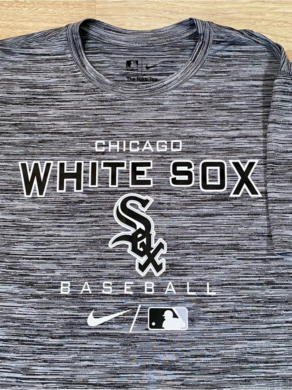 Nike Chicago White Sox T-Shirt Men’s L Grey Black Velocity Dri-Fit Short Sleeve